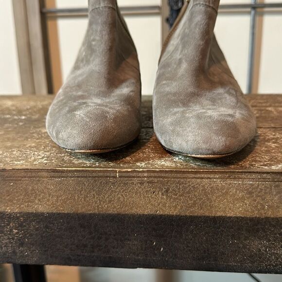 Coach booties, gray color, golden zipper size 8 1/2 - Picture 9 of 13